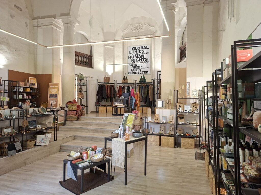 emporio-altromercato-di-via-luigi-bonazzi-perugia (2)